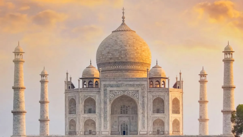 places to visit in Agra